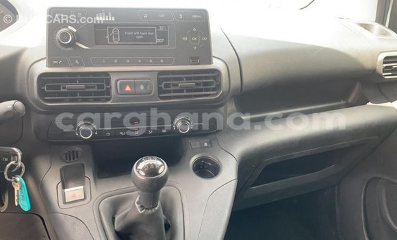 Buy Import Peugeot Partner White Car in Import - Dubai in Ashanti Buy Import Peugeot Partner White Car in Import - Dubai in Ashanti