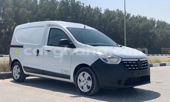 Ra Imported Renault 19 funfun Ọkọ̀ in Import - Dubai ni Ashanti Ra Imported Renault 19 funfun Ọkọ̀ in Import - Dubai ni Ashanti