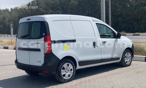 Ra Imported Renault 19 funfun Ọkọ̀ in Import - Dubai ni Ashanti Ra Imported Renault 19 funfun Ọkọ̀ in Import - Dubai ni Ashanti