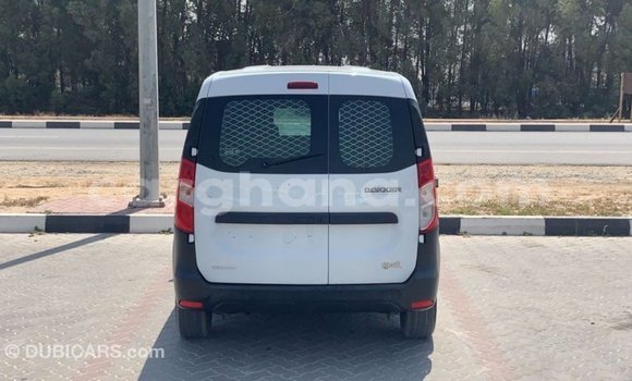 Ra Imported Renault 19 funfun Ọkọ̀ in Import - Dubai ni Ashanti Ra Imported Renault 19 funfun Ọkọ̀ in Import - Dubai ni Ashanti