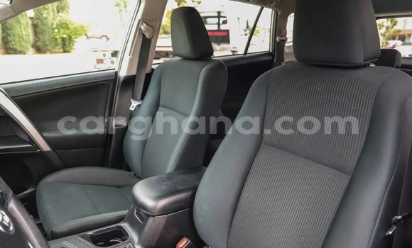 Sayi Imported Toyota RAV4 White Mota in Accra a Greater Accra Sayi Imported Toyota RAV4 White Mota in Accra a Greater Accra