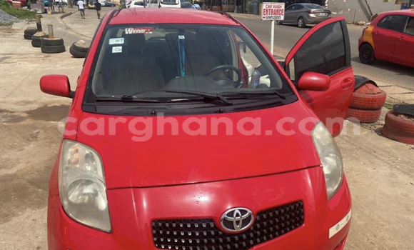 Sayi Na hannu Toyota Vitz Red Mota in Accra a Greater Accra Sayi Na hannu Toyota Vitz Red Mota in Accra a Greater Accra