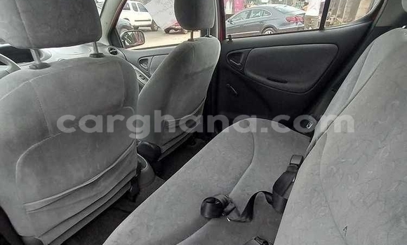 Sayi Na hannu Toyota Yaris Red Mota in Accra a Greater Accra Sayi Na hannu Toyota Yaris Red Mota in Accra a Greater Accra