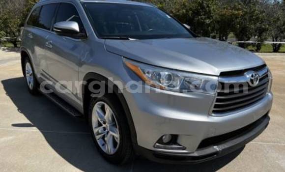 Sayi Imported Toyota Highlander Azurfa Mota in Accra a Greater Accra Sayi Imported Toyota Highlander Azurfa Mota in Accra a Greater Accra