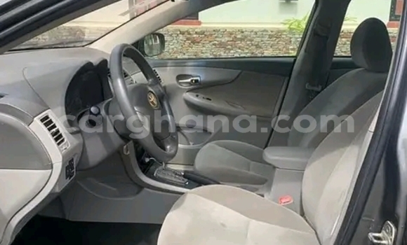 Sayi Na hannu Toyota Corolla Azurfa Mota in Accra a Greater Accra Sayi Na hannu Toyota Corolla Azurfa Mota in Accra a Greater Accra