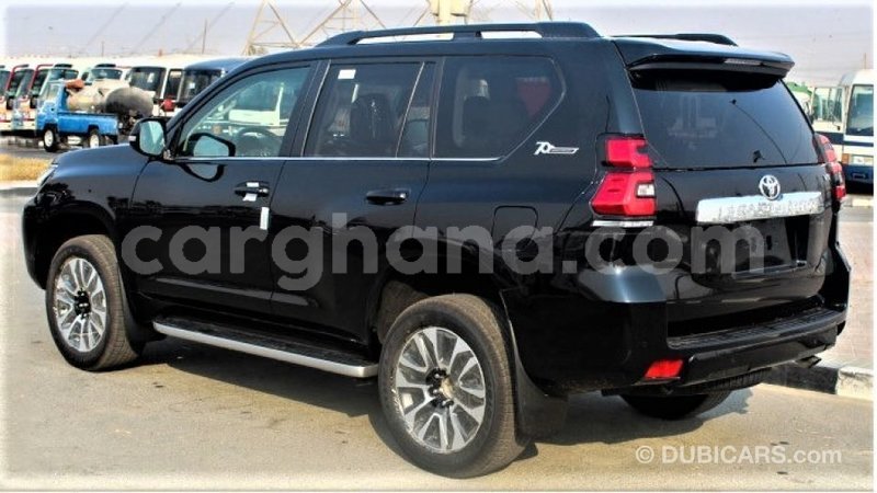 Big with watermark toyota prado ashanti import dubai 44551