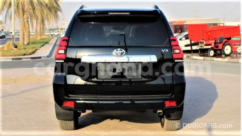 Big with watermark toyota prado ashanti import dubai 44551