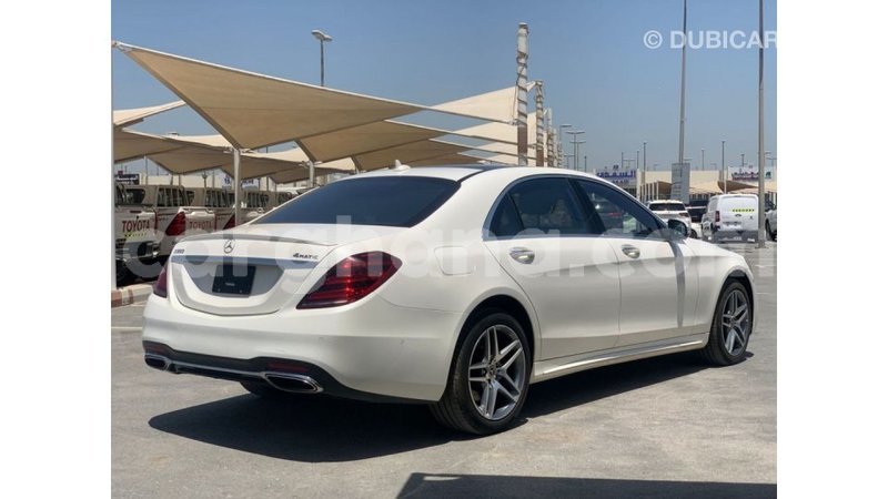 Big with watermark mercedes benz a200 ashanti import dubai 44556