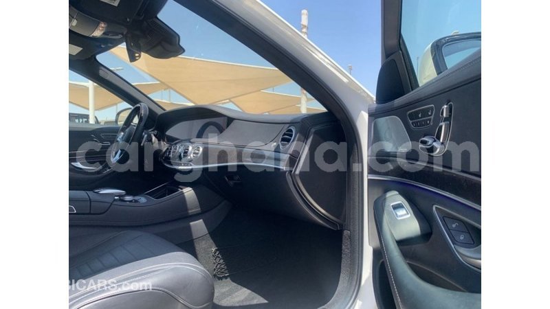 Big with watermark mercedes benz a200 ashanti import dubai 44556