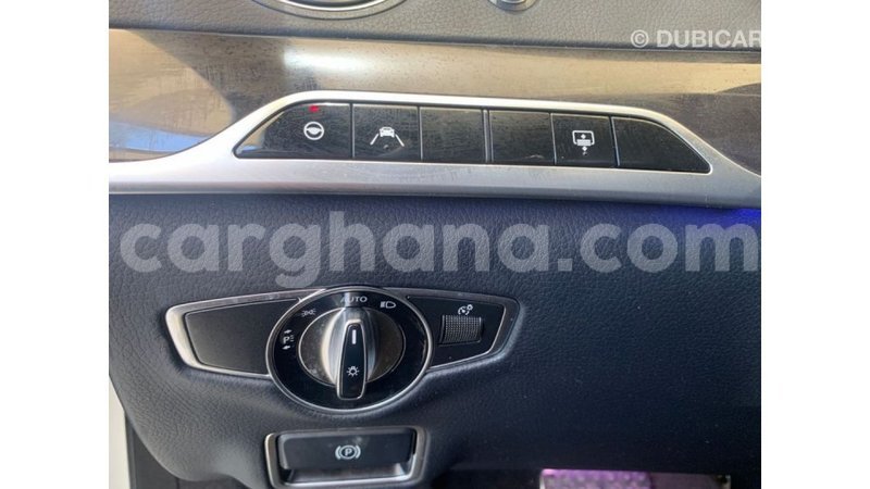 Big with watermark mercedes benz a200 ashanti import dubai 44556