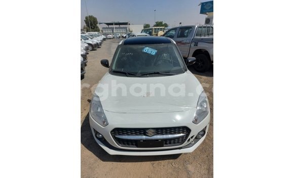 Sayi Imported Suzuki Swift White Mota in Import - Dubai a Ashanti Sayi Imported Suzuki Swift White Mota in Import - Dubai a Ashanti