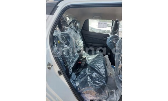 Sayi Imported Suzuki Swift White Mota in Import - Dubai a Ashanti Sayi Imported Suzuki Swift White Mota in Import - Dubai a Ashanti