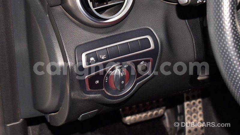 Big with watermark mercedes benz a200 ashanti import dubai 44558