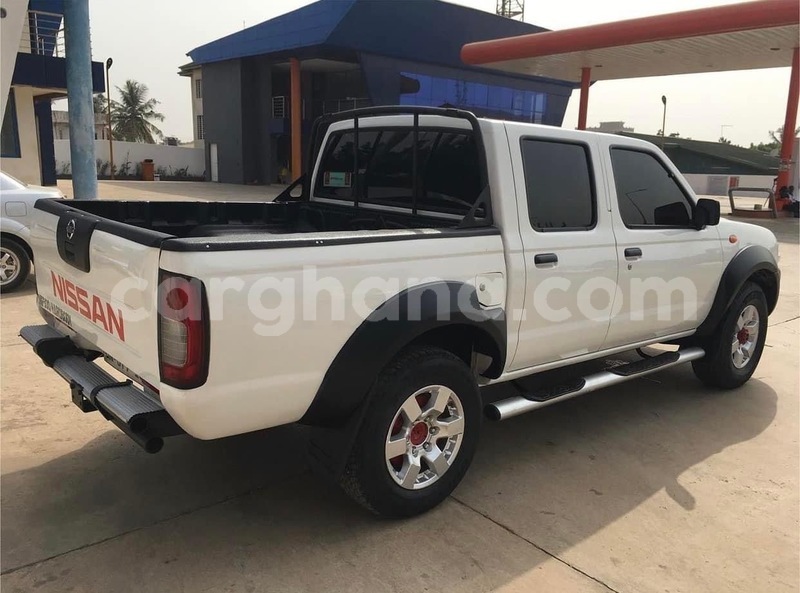 Big with watermark nissan np 300 greater accra accra 44560