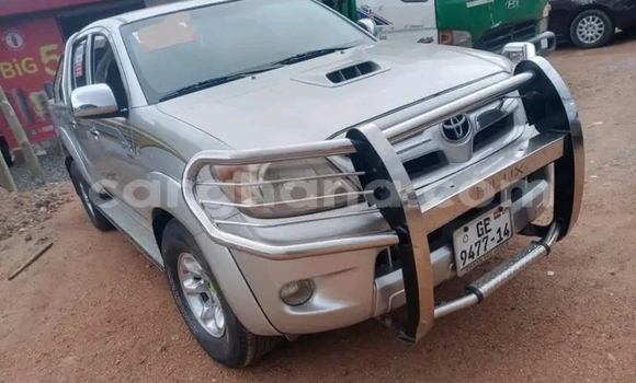 Ra Àlòkù Toyota Hilux Miiran Ọkọ̀ in Accra ni Greater Accra