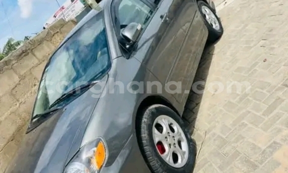 Sayi Na hannu Toyota Corolla Azurfa Mota in Accra a Greater Accra Sayi Na hannu Toyota Corolla Azurfa Mota in Accra a Greater Accra