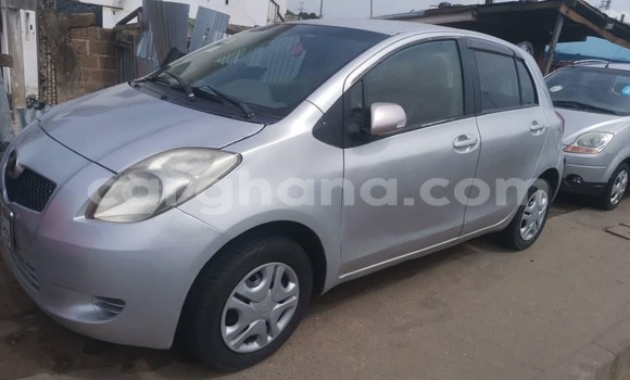 Ra Àlòkù Toyota Vitz Silver Ọkọ̀ in Tema ni Greater Accra