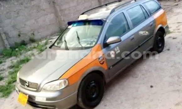 Sayi Na hannu Opel Astra Red Mota in Accra a Greater Accra Sayi Na hannu Opel Astra Red Mota in Accra a Greater Accra