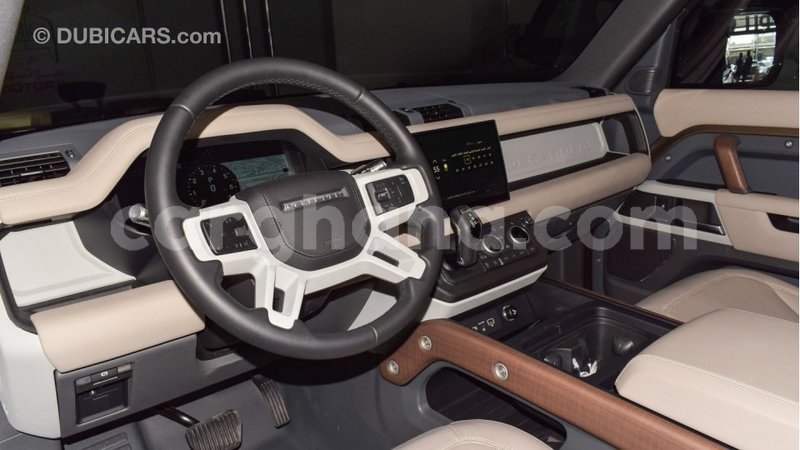 Big with watermark land rover defender ashanti import dubai 44600