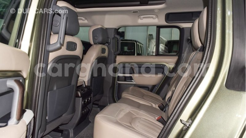 Big with watermark land rover defender ashanti import dubai 44601