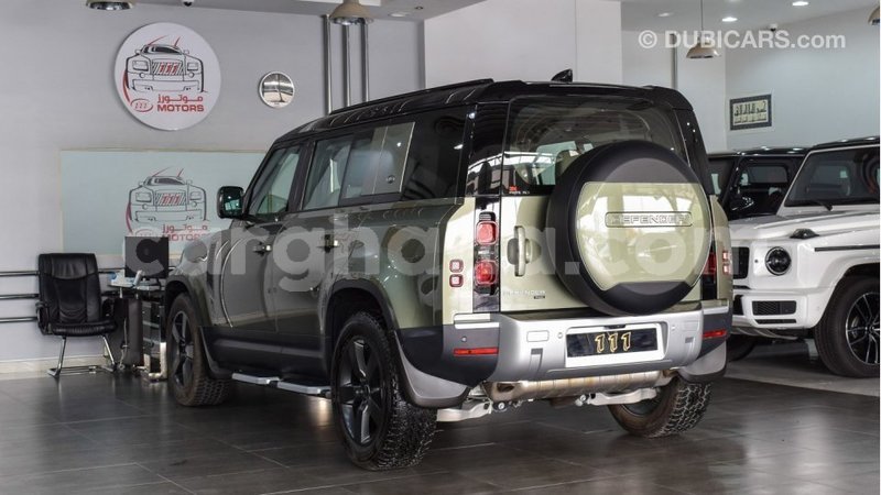 Big with watermark land rover defender ashanti import dubai 44601