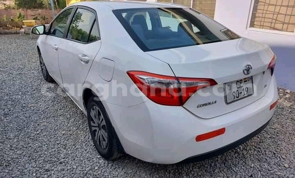 Buy Used Toyota Corolla White Car in Accra in Greater Accra