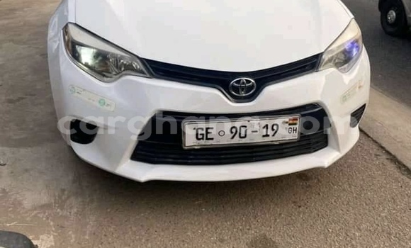 Sayi Na hannu Toyota Corolla White Mota in Accra a Greater Accra Sayi Na hannu Toyota Corolla White Mota in Accra a Greater Accra