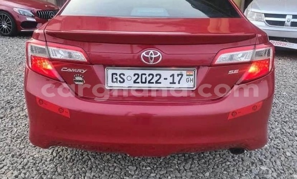 Sayi Na hannu Toyota Camry Red Mota in Accra a Greater Accra