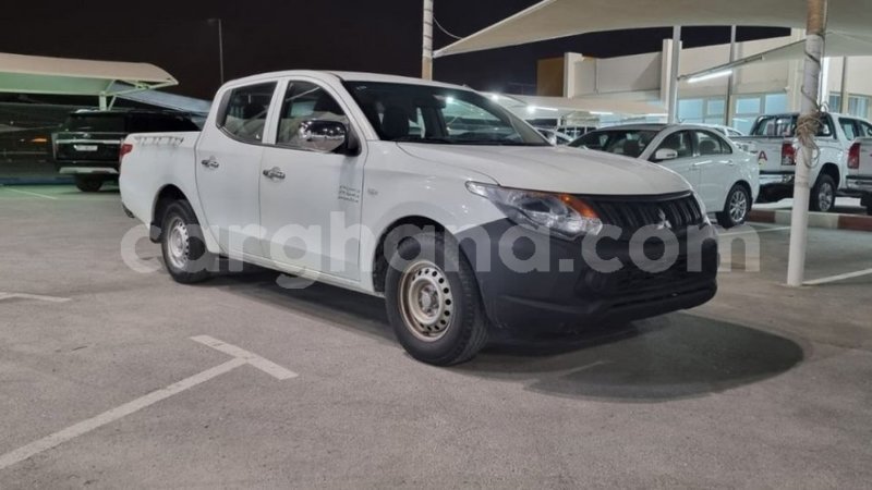 Big with watermark mitsubishi l200 ashanti import dubai 44656