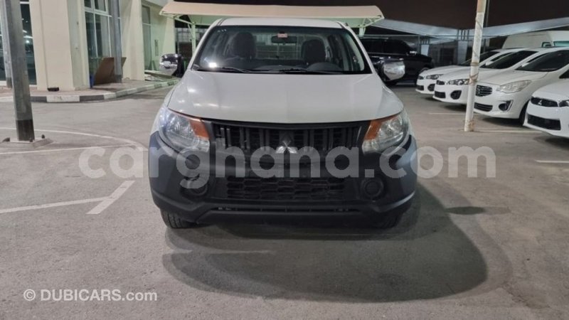 Big with watermark mitsubishi l200 ashanti import dubai 44656