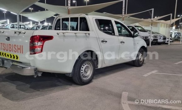 Sayi Imported Mitsubishi L200 White Mota in Import - Dubai a Ashanti Sayi Imported Mitsubishi L200 White Mota in Import - Dubai a Ashanti