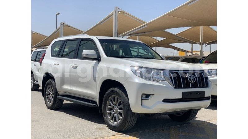 Big with watermark toyota prado ashanti import dubai 44658