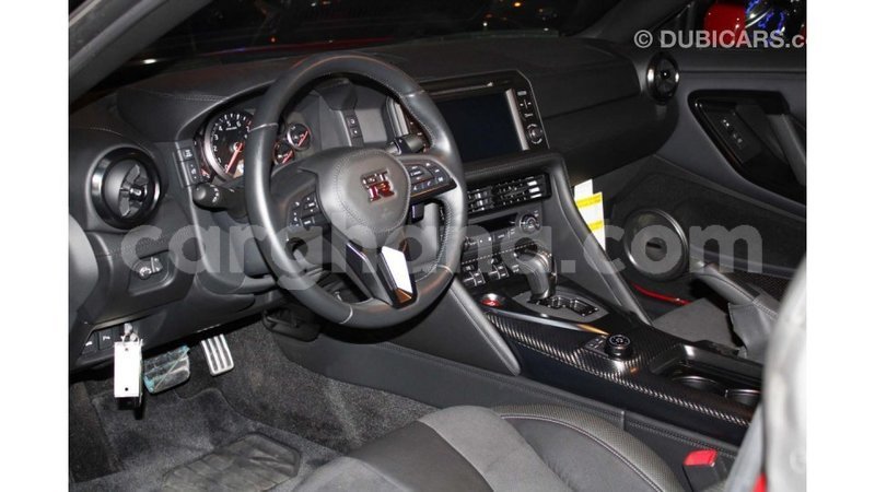 Big with watermark nissan gt r ashanti import dubai 44659