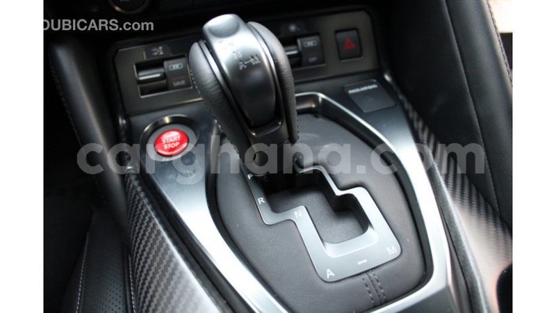 Big with watermark nissan gt r ashanti import dubai 44659