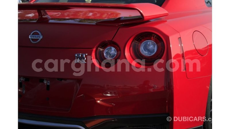 Big with watermark nissan gt r ashanti import dubai 44659