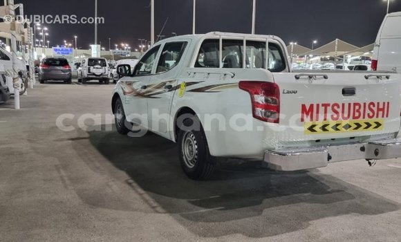 Ra Imported Mitsubishi L200 funfun Ọkọ̀ in Import - Dubai ni Ashanti Ra Imported Mitsubishi L200 funfun Ọkọ̀ in Import - Dubai ni Ashanti
