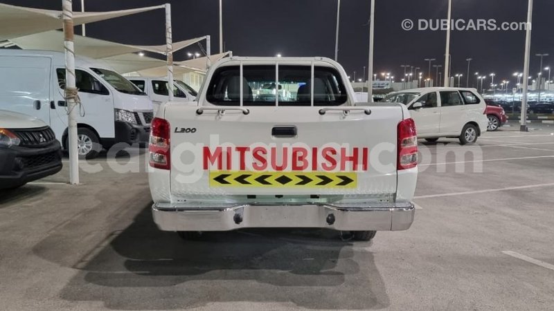 Big with watermark mitsubishi l200 ashanti import dubai 44661