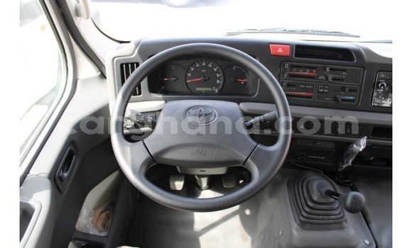Buy Import Toyota Coaster White Car in Import - Dubai in Ashanti Buy Import Toyota Coaster White Car in Import - Dubai in Ashanti