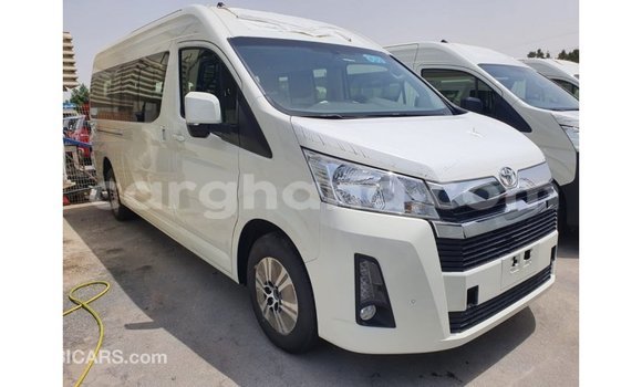 Buy Import Toyota Hiace White Car in Import - Dubai in Ashanti Buy Import Toyota Hiace White Car in Import - Dubai in Ashanti