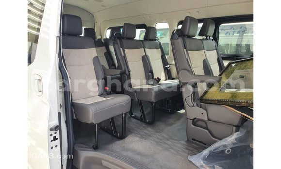 Buy Import Toyota Hiace White Car in Import - Dubai in Ashanti Buy Import Toyota Hiace White Car in Import - Dubai in Ashanti