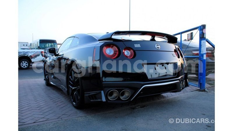 Big with watermark nissan gt r ashanti import dubai 44668