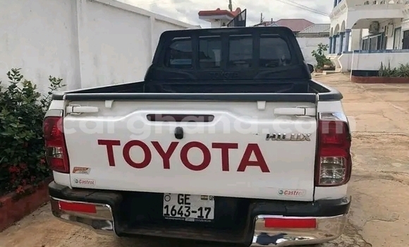 Sayi Na hannu Toyota Hilux Sauran Mota in Accra a Greater Accra Sayi Na hannu Toyota Hilux Sauran Mota in Accra a Greater Accra