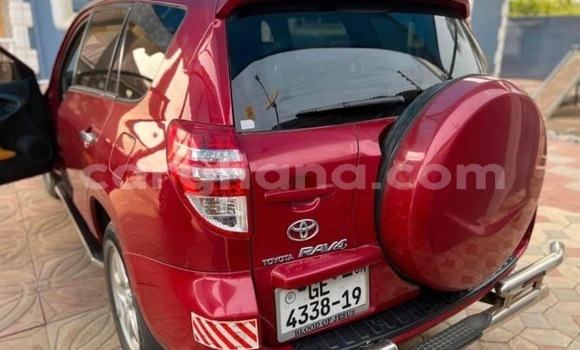 Sayi Na hannu Toyota RAV4 Red Mota in Accra a Greater Accra