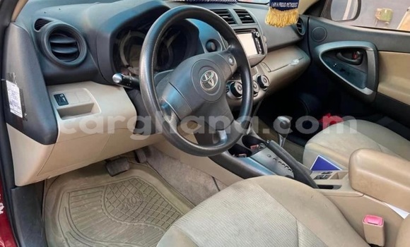 Sayi Na hannu Toyota RAV4 Red Mota in Accra a Greater Accra Sayi Na hannu Toyota RAV4 Red Mota in Accra a Greater Accra