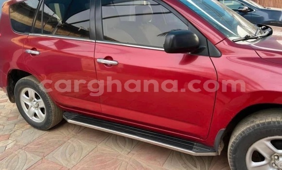 Sayi Na hannu Toyota RAV4 Red Mota in Accra a Greater Accra Sayi Na hannu Toyota RAV4 Red Mota in Accra a Greater Accra