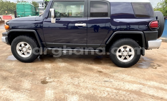 Sayi Na hannu Toyota FJ Cruiser Blue Mota in Accra a Greater Accra Sayi Na hannu Toyota FJ Cruiser Blue Mota in Accra a Greater Accra