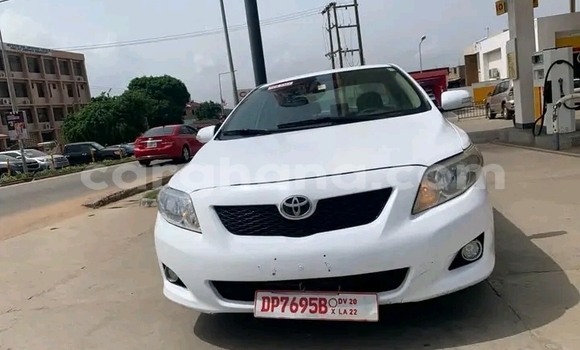 Buy Used Toyota Corolla White Car in Accra in Greater Accra Buy Used Toyota Corolla White Car in Accra in Greater Accra