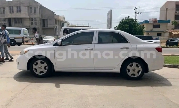 Buy Used Toyota Corolla White Car in Accra in Greater Accra Buy Used Toyota Corolla White Car in Accra in Greater Accra