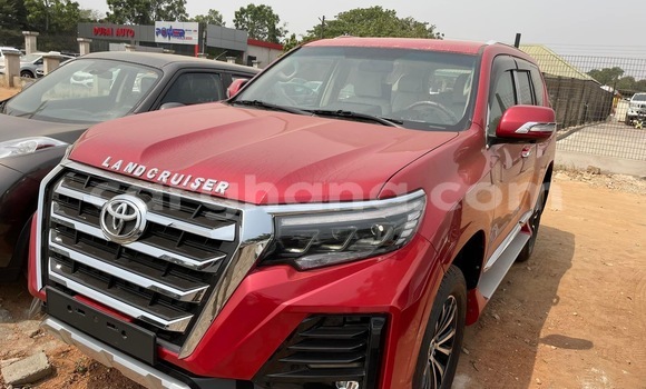 Ra Àlòkù Toyota Land Cruiser Prado Red Ọkọ̀ in Accra ni Greater Accra