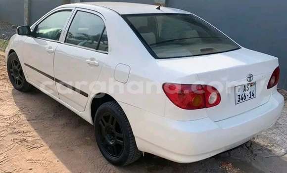 Ra Àlòkù Toyota Corolla funfun Ọkọ̀ in Accra ni Greater Accra Ra Àlòkù Toyota Corolla funfun Ọkọ̀ in Accra ni Greater Accra